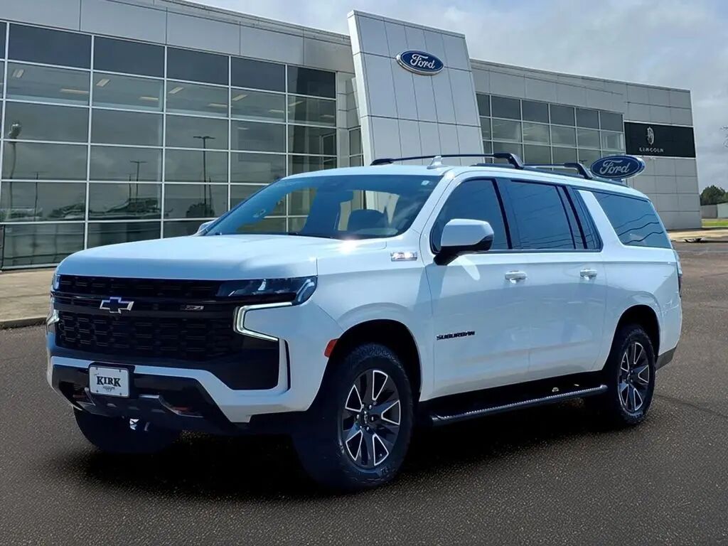 2024 Chevrolet Suburban Z71 — photo 1 of 13