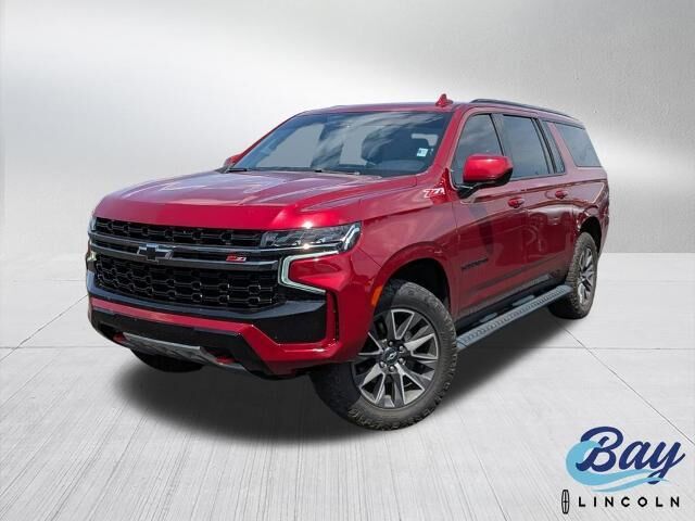2021 Chevrolet Suburban Z71 — photo 1 of 13
