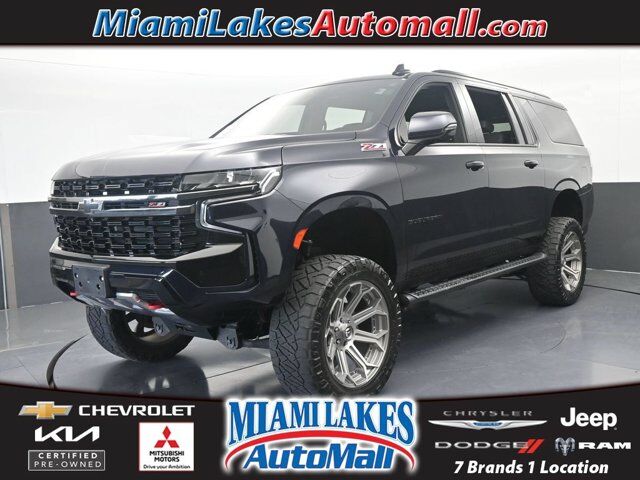 2022 Chevrolet Suburban Z71 — photo 1 of 13
