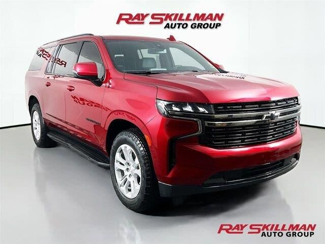 2022 Chevrolet Suburban RST — photo 1 of 3
