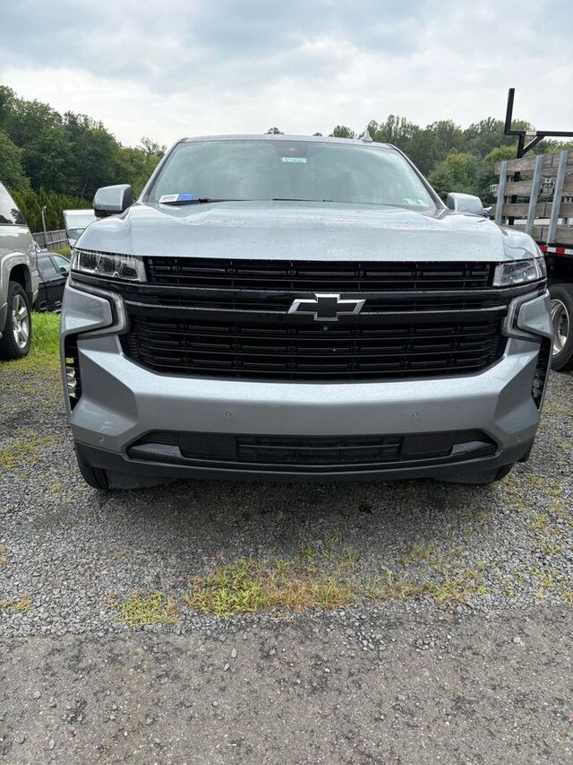 2024 Chevrolet Suburban RST