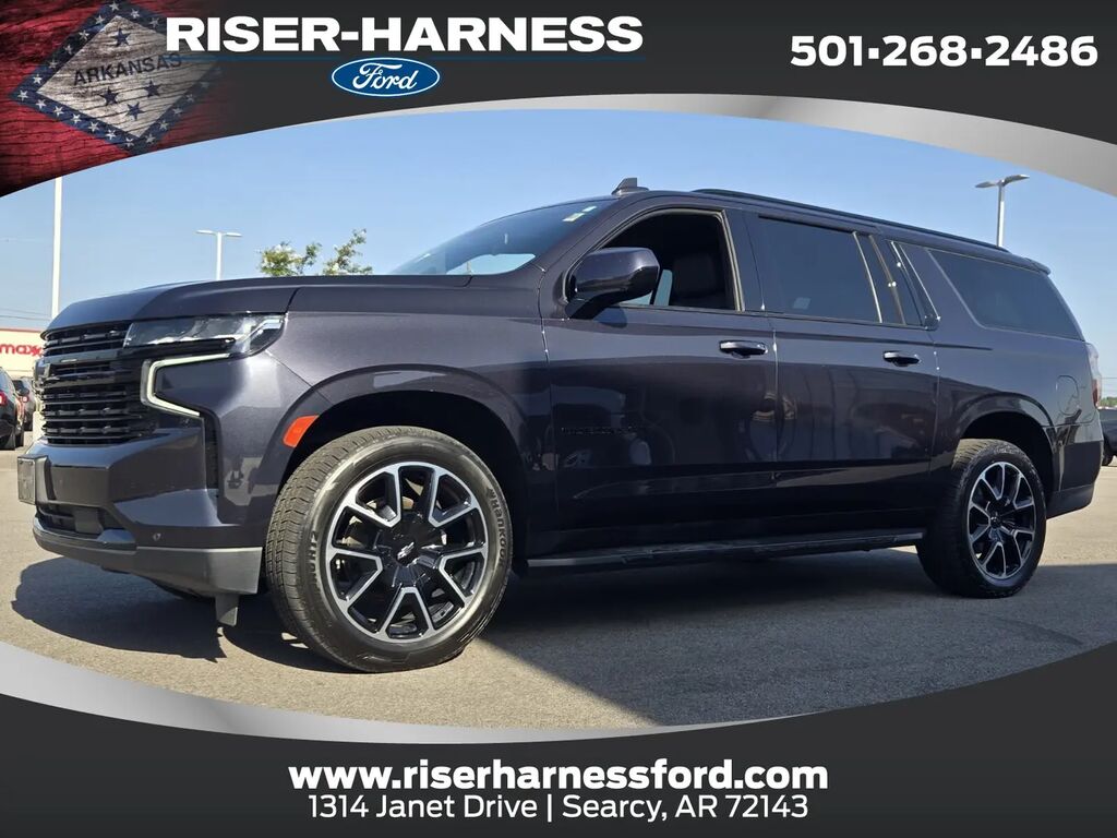 2023 Chevrolet Suburban RST — photo 1 of 13