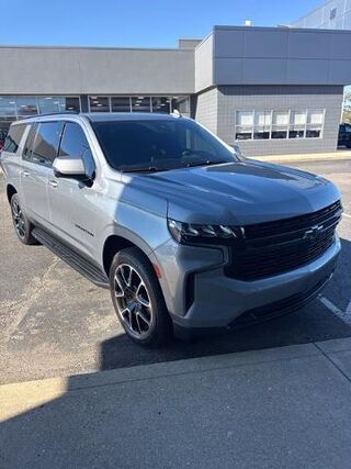 2023 Chevrolet Suburban RST