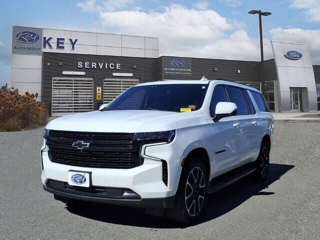 2023 Chevrolet Suburban RST