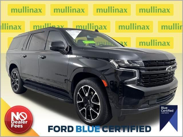 2023 Chevrolet Suburban RST — photo 1 of 9