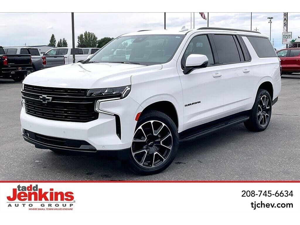 2024 Chevrolet Suburban RST — photo 1 of 3
