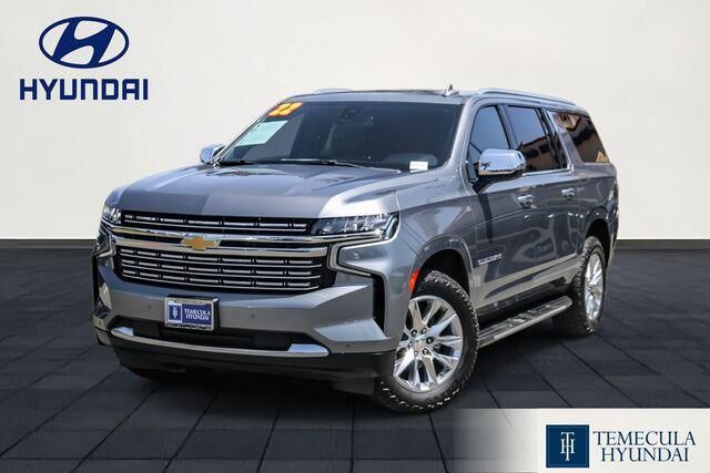2022 Chevrolet Suburban Premier — photo 1 of 13