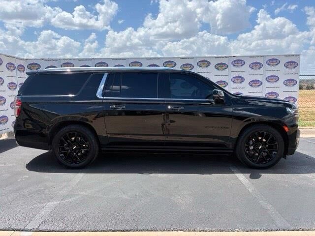 2023 Chevrolet Suburban High Country
