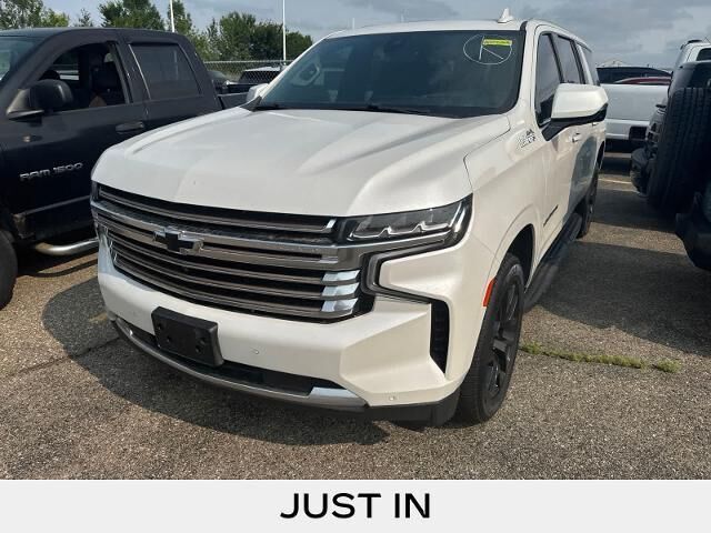 2021 Chevrolet Suburban High Country — photo 1 of 13