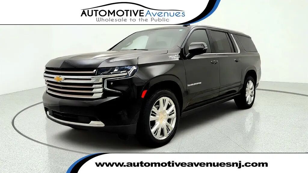 2022 Chevrolet Suburban High Country — photo 1 of 26