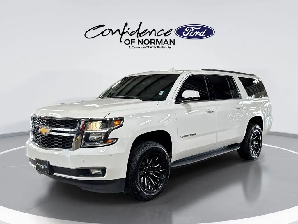 2019 Chevrolet Suburban LT — photo 1 of 20