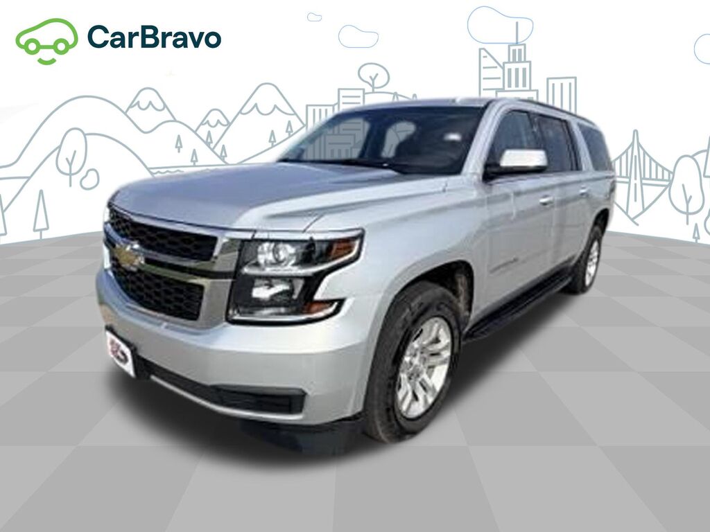 2019 Chevrolet Suburban LT — photo 1 of 6