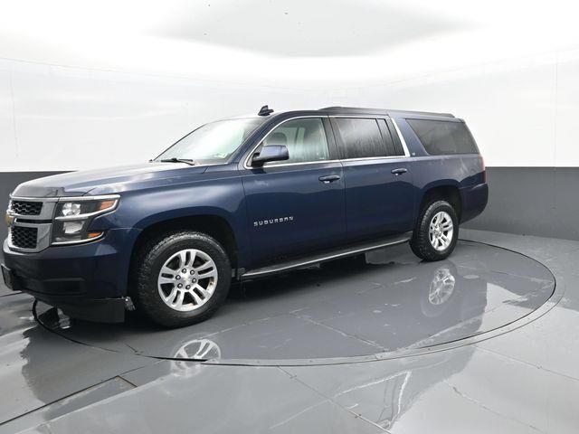 2017 Chevrolet Suburban LT — photo 1 of 26