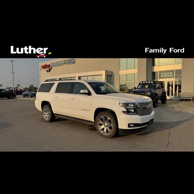 2018 Chevrolet Suburban LT — photo 1 of 35