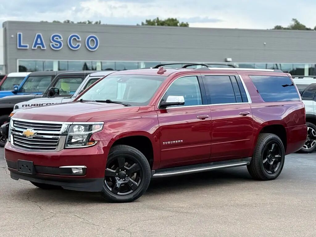 2017 Chevrolet Suburban Premier — photo 1 of 13