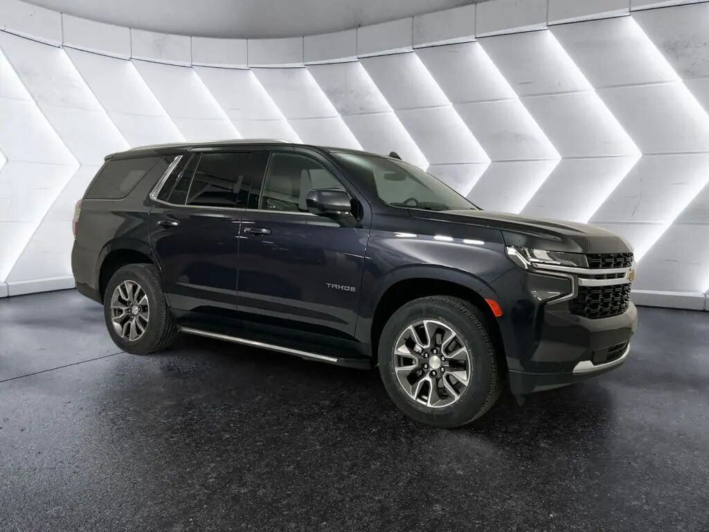 2023 Chevrolet Tahoe LS — photo 1 of 13
