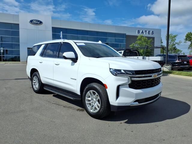 2024 Chevrolet Tahoe LS — photo 1 of 13