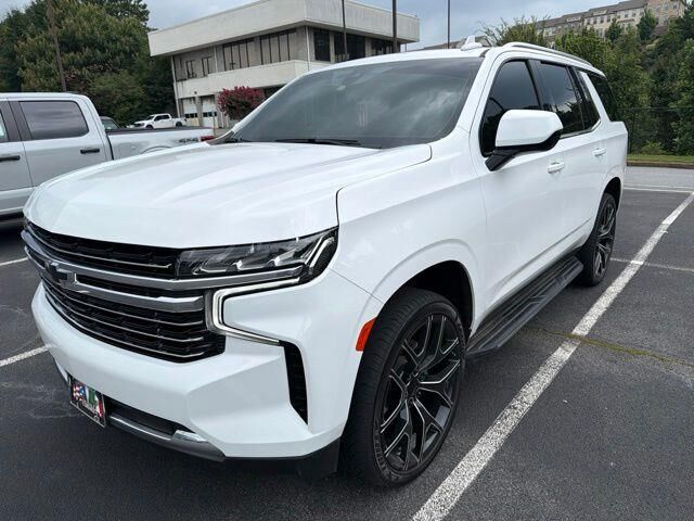2021 Chevrolet Tahoe LT — photo 1 of 3