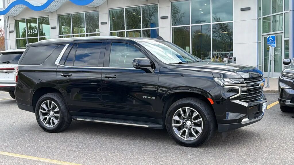 2022 Chevrolet Tahoe LT — photo 1 of 13