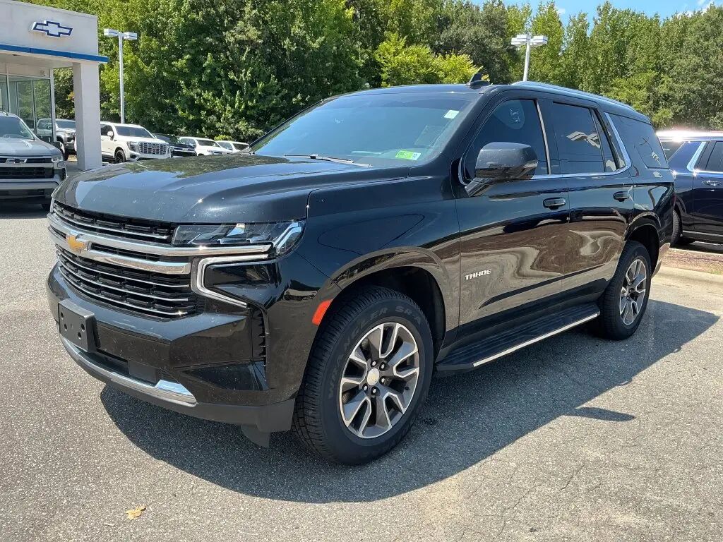2022 Chevrolet Tahoe LT — photo 1 of 13