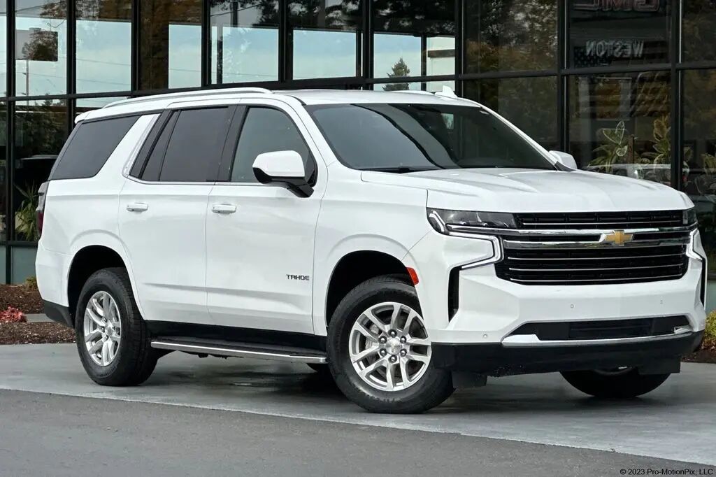 2024 Chevrolet Tahoe LT — photo 1 of 13