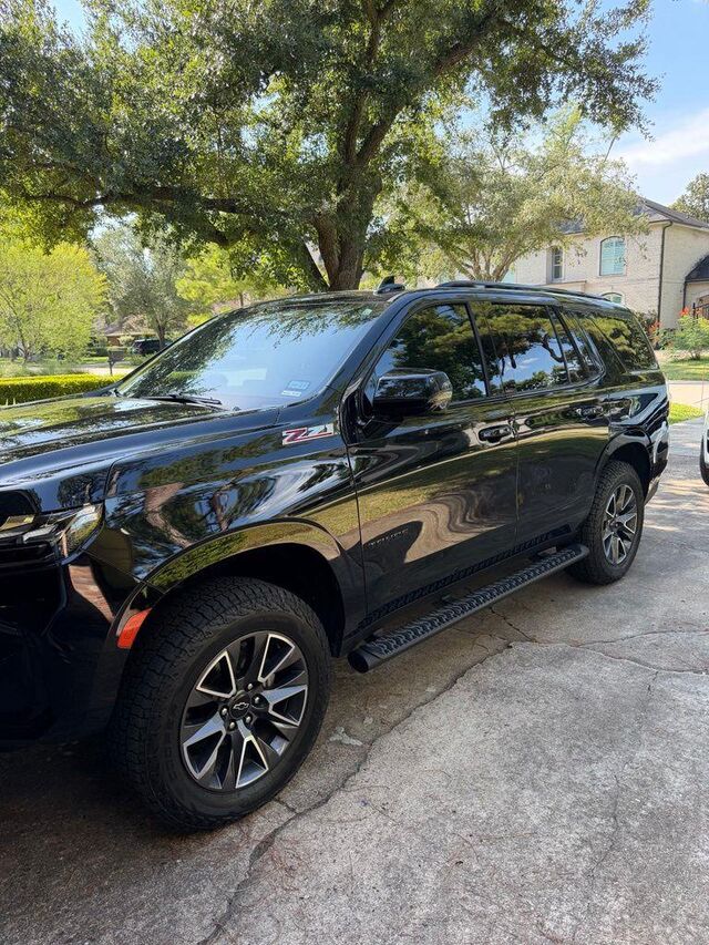 2024 Chevrolet Tahoe Z71 — photo 1 of 1