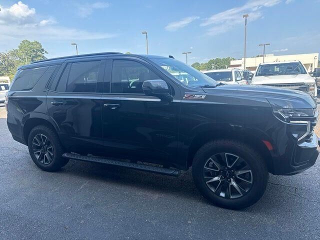 2021 Chevrolet Tahoe Z71 — photo 1 of 13