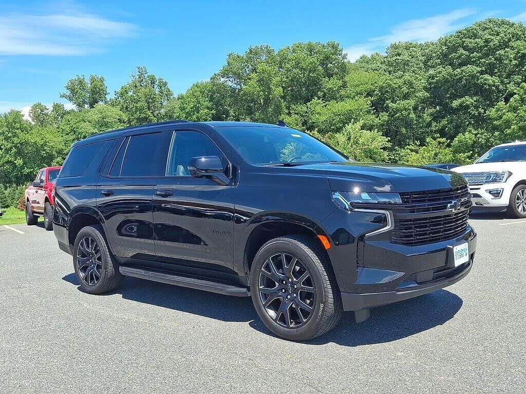 2024 Chevrolet Tahoe RST — photo 1 of 25