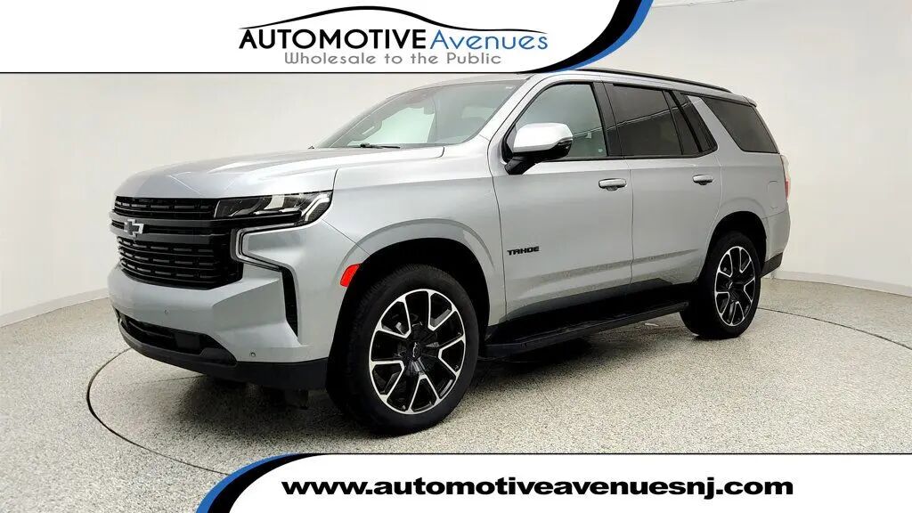 2024 Chevrolet Tahoe RST — photo 1 of 13