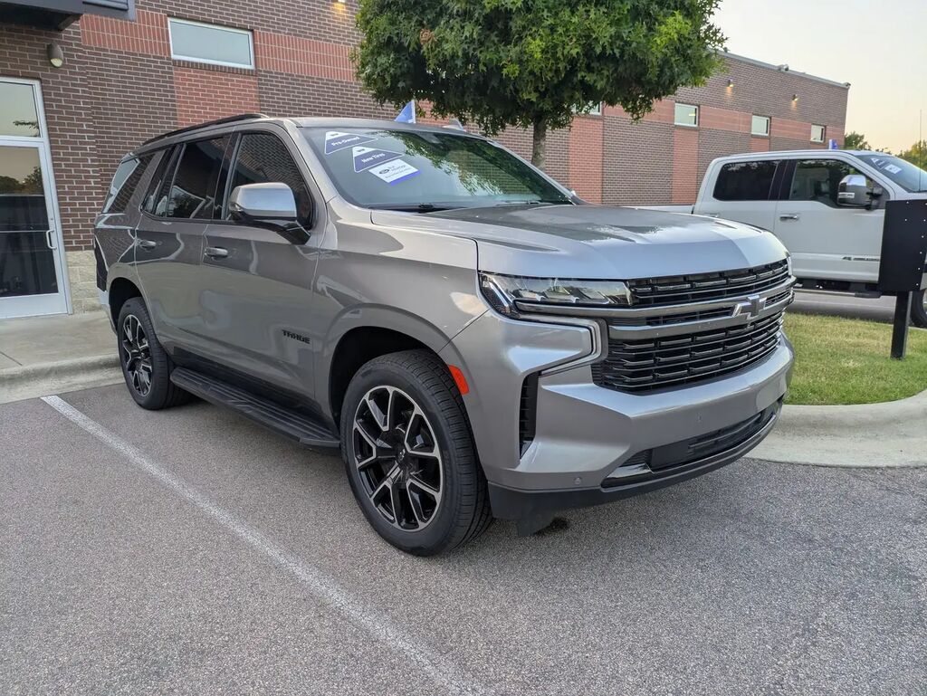 2021 Chevrolet Tahoe RST — photo 1 of 43