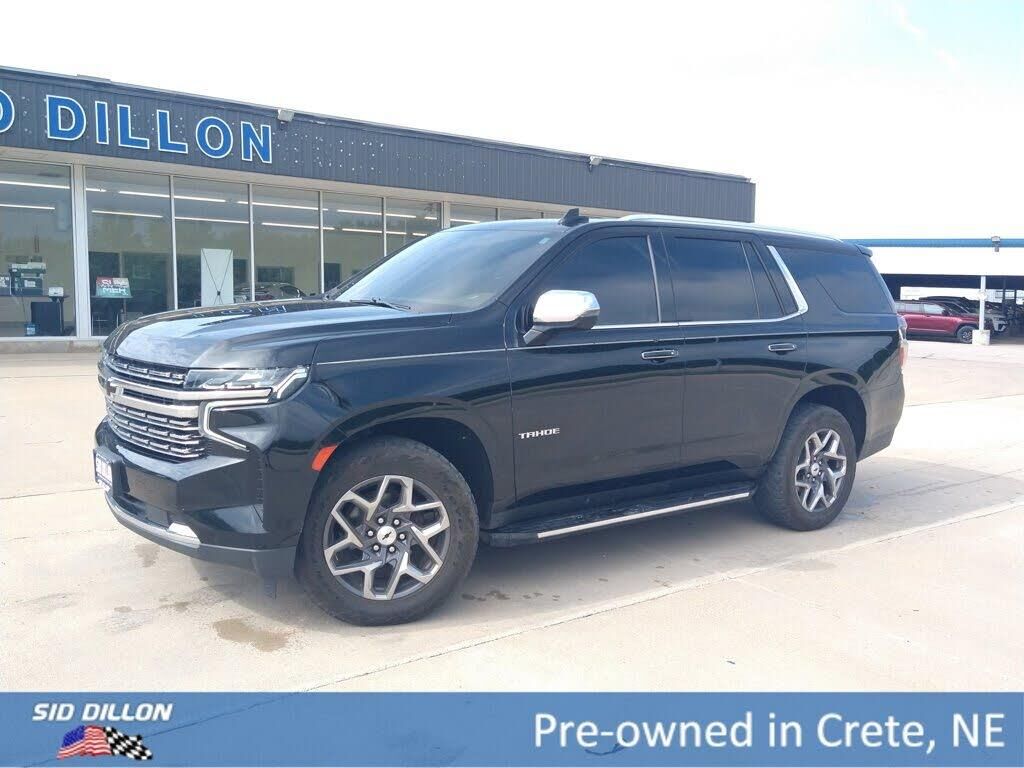 2021 Chevrolet Tahoe Premier — photo 1 of 1