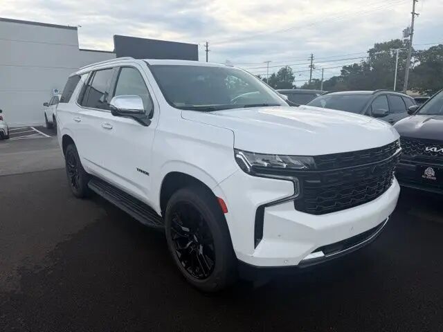 2023 Chevrolet Tahoe Premier — photo 1 of 26