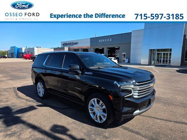 2021 Chevrolet Tahoe High Country — photo 1 of 26