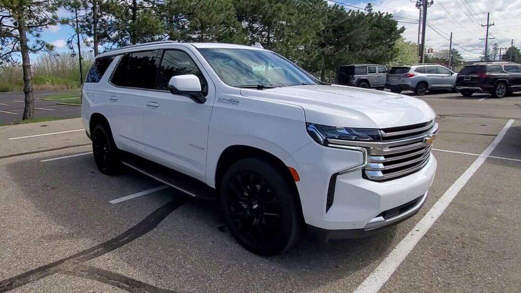 2023 Chevrolet Tahoe High Country — photo 1 of 7