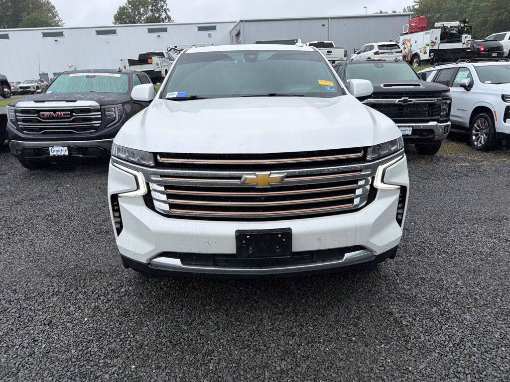 2022 Chevrolet Tahoe High Country — photo 1 of 12