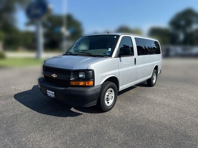 2017 Chevrolet Express LS 2500 — photo 1 of 26