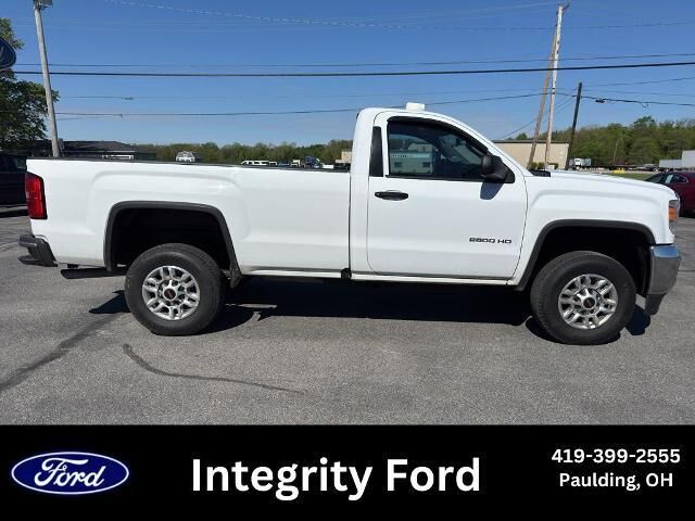 2016 GMC Sierra 2500HD Base — photo 1 of 26