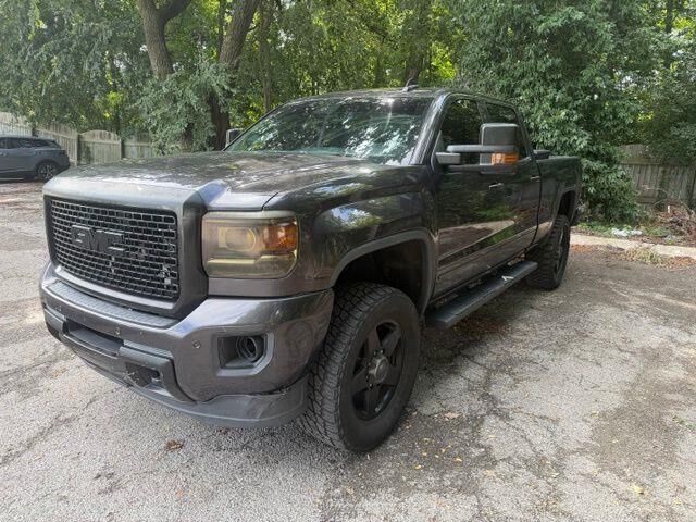 2015 GMC Sierra 2500HD Denali — photo 1 of 26