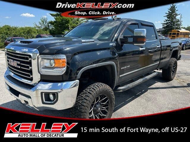 2019 GMC Sierra 2500HD SLT — photo 1 of 13