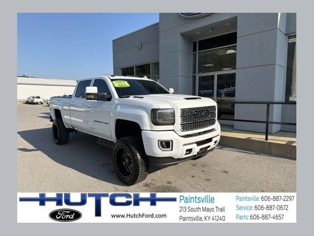 2019 GMC Sierra 2500HD Denali — photo 1 of 26