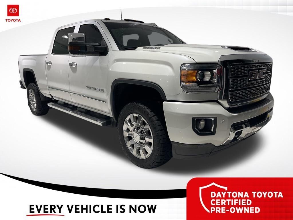 2019 GMC Sierra 2500HD Denali — photo 1 of 11