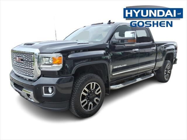 2019 GMC Sierra 2500HD Denali — photo 1 of 13