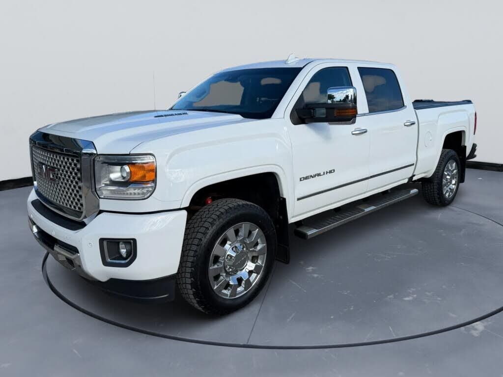2016 GMC Sierra 2500HD Denali — photo 1 of 1