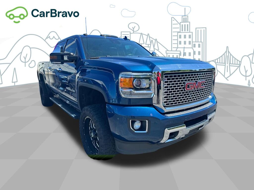 2016 GMC Sierra 2500HD Denali — photo 1 of 6