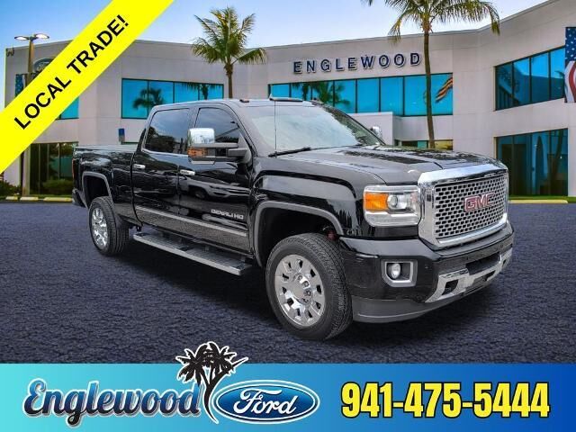 2017 GMC Sierra 2500HD Denali — photo 1 of 39