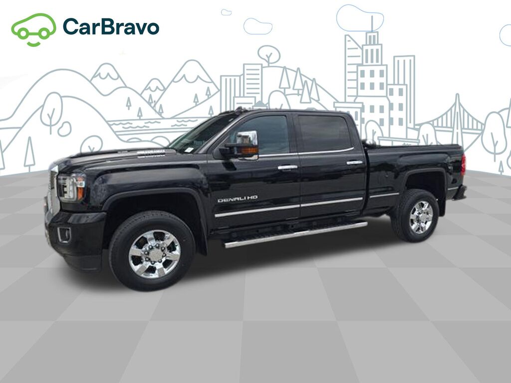 2017 GMC Sierra 2500HD Denali — photo 1 of 5