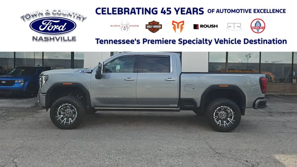2024 GMC Sierra 2500HD Denali — photo 1 of 13