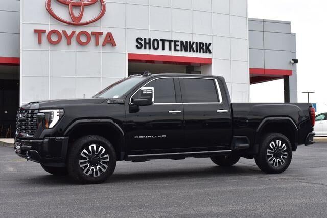 2024 GMC Sierra 2500HD Denali Ultimate — photo 1 of 13