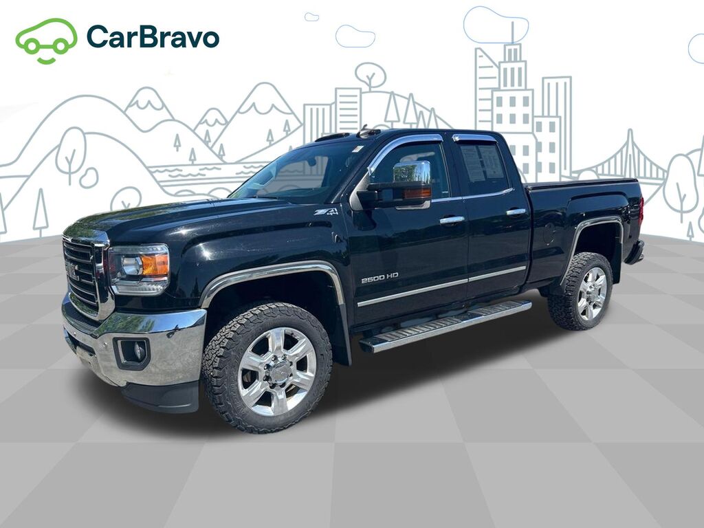 2017 GMC Sierra 2500HD SLT — photo 1 of 7
