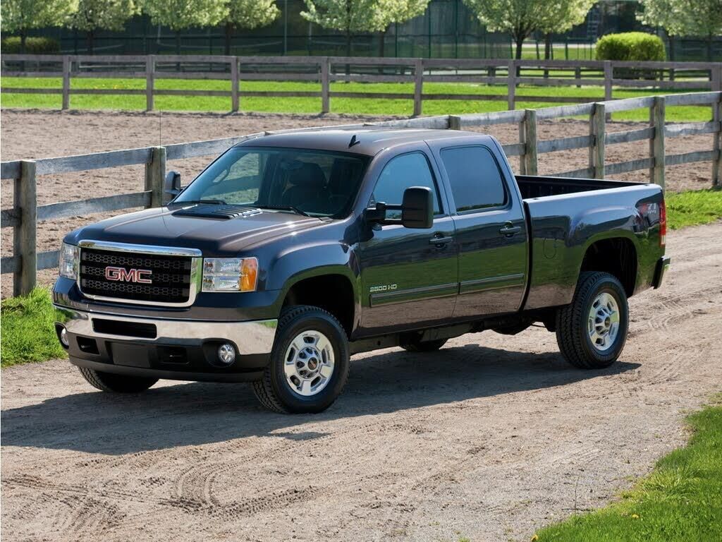 2011 GMC Sierra 3500HD SLE — photo 1 of 1